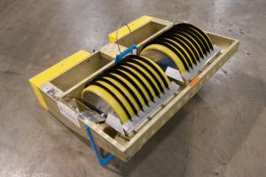 Brush drum skimmer