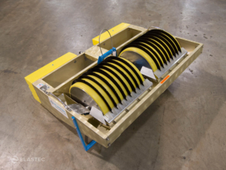 Brush drum skimmer