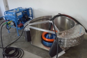 Circus skimmer with power unit