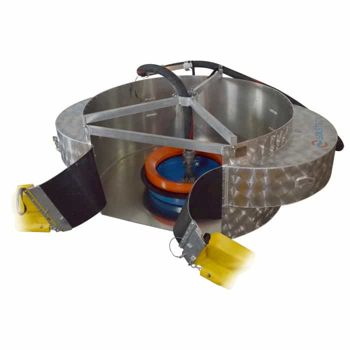 Circus suction skimmer