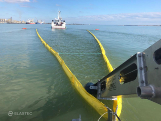 Filterbelt skimmer with boom