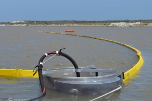 Circus river oil spill skimmer