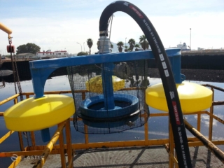 Industrial weir skimmer