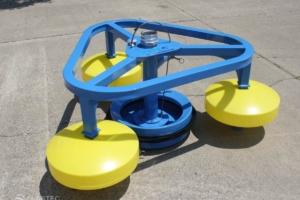 Suction weir skimmer