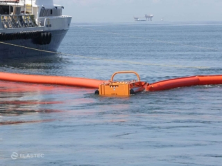 Skimmer de reboque X150