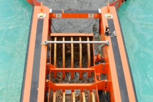 X150 disc skimmer product shot