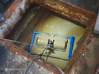 ミニオリーブオイルスキマー