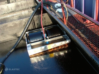 MiniMax oil skimmer for industrial applications