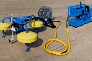 OceanSkater weir skimmer system