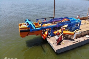Oil skimmer launching system