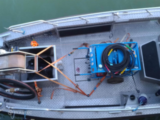 Portable filter belt oil skimmer top view