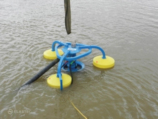 SeaSkater weir oil skimmer