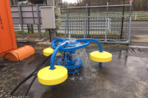 SeaSkater weir skimmer