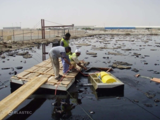 TDS118 skimmer in oil pit