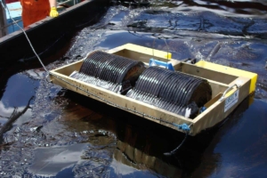 TDS118 skimmer test in small waves