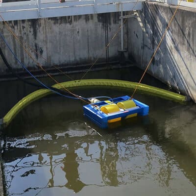 Barrage de confinement des déversements d'hydrocarbures Flexibelt