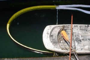Flexibelt bunkering boom