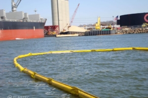 Optimax oil boom in water