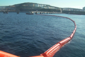 Inflatable boom in bay