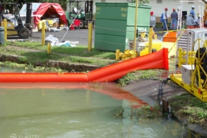 Shoremax inter-tidal boom