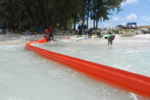Shoremax inter-tidal boom in Barbados