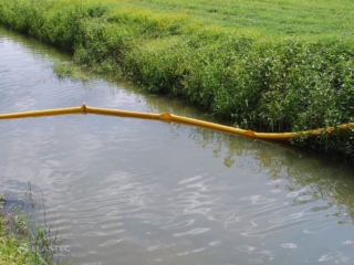 SuperStream floating debris boom