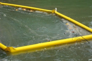 SuperStream floating debris containment boom