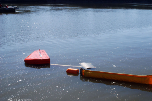 1M Elastec BoomVane deployment