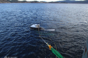 2M BoomVane with docking attachment