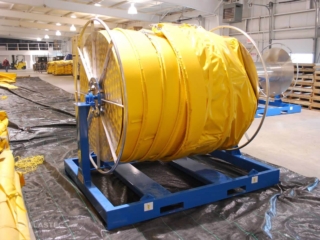 Boom reel with MiniMax containment boom