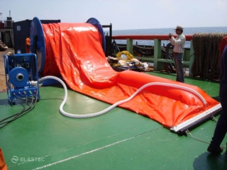 Inflating oil containment boom