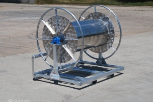 Small manual boom reel