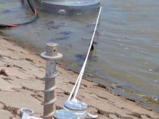 gallery-terra-twist-boom-anchoring-system Terra Twist boom anchoring system