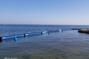 Beach Bouncer XT sargassum barrier