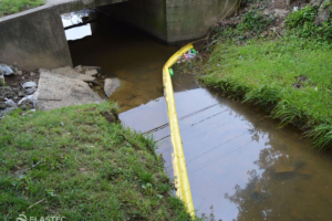 DIY floating trash containment boom