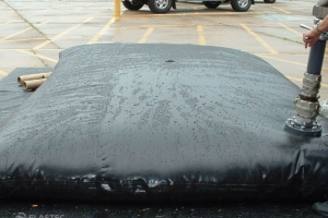 Pillow tank