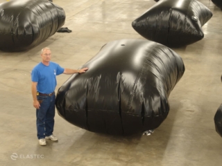 gallery-pillow-tank-3 充气枕头罐