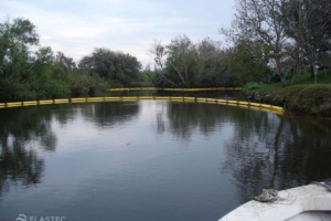 Cortina de turbidez de agua estancada tipo 1 en arroyo