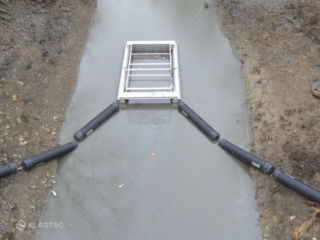 Stormwater trash control device