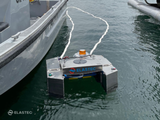 Elastec remote control oil skimmer