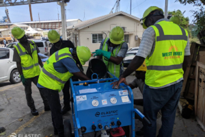 Unidad de energía hidráulica en Jamaica para capacitación