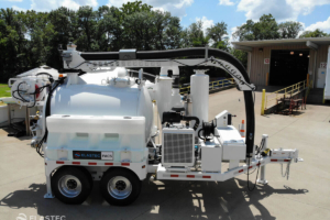 PACS 2000 vacuum trailer for hydro-excavation