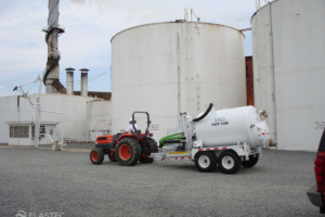 PACS behind trailer for oil tank cleaning