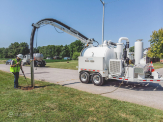 Potholing vacuum trailer system