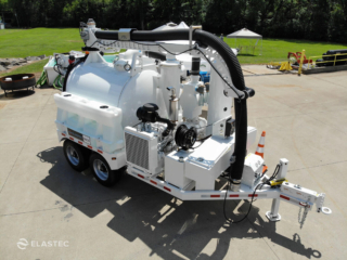 Vacuum trailer for potholing and hydro-excavating