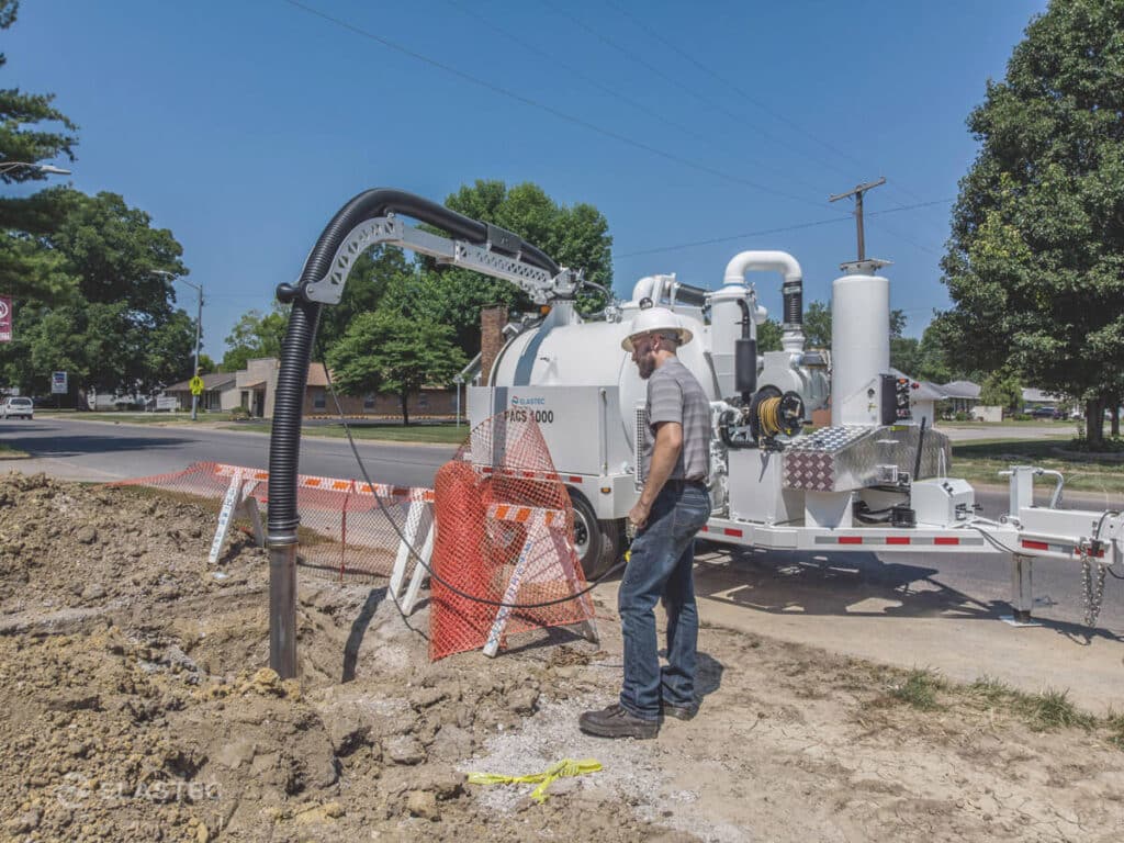 Hydro-excavation vacuum trailer