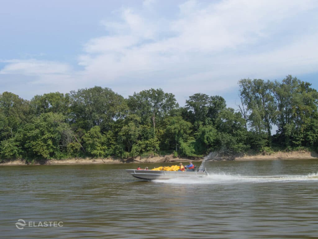 Barco utilitario fluvial Inlander