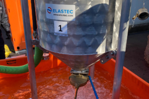 Vacuum hopper unit