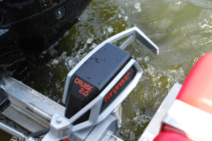 Elastec Boot mit Torqeedo Elektromotor