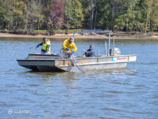 Elastec Inlander fishing boat